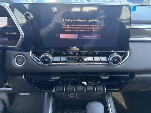 New 2026 GMC Canyon Elevation w/ Convenience Package image 21