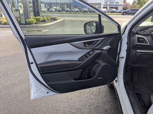 Used 2022 Subaru Crosstrek 2.5i Limited w/ Moonroof Package 2 image 15