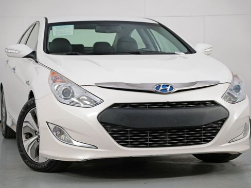 Used 2013 Hyundai Sonata Limited image 2