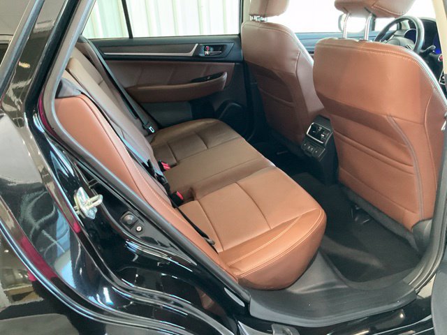 Used 2019 Subaru Outback 3.6R Touring AWD/4WD image 24