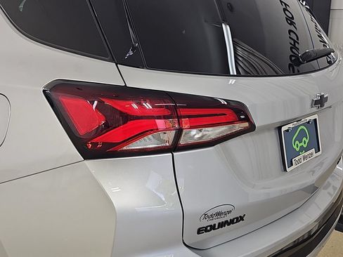 Certified 2022 Chevrolet Equinox RS AWD/4WD image 39