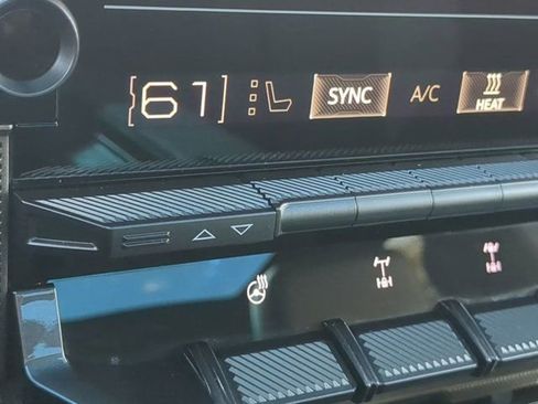 Used 2024 GMC Hummer EV 3X w/ Extreme Off-Road Package image 23