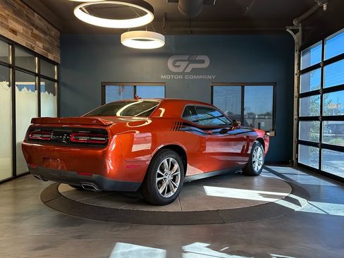 Used 2022 Dodge Challenger SXT AWD/4WD image 3
