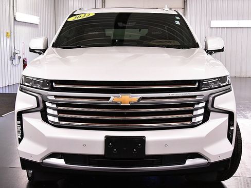 Used 2022 Chevrolet Tahoe High Country image 2