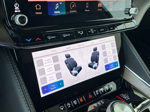 Used 2024 Jeep Grand Wagoneer L 4WD w/ HD Trailer Tow Package image 53