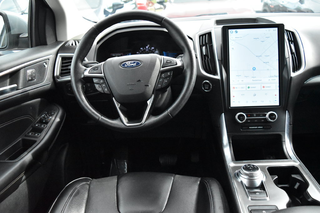 Used 2022 Ford Edge Titanium w/ Equipment Group 301A AWD/4WD image 13