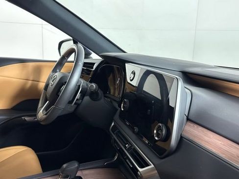 Used 2023 Lexus RX 350 Premium w/ Accessory Package (Z1) image 34