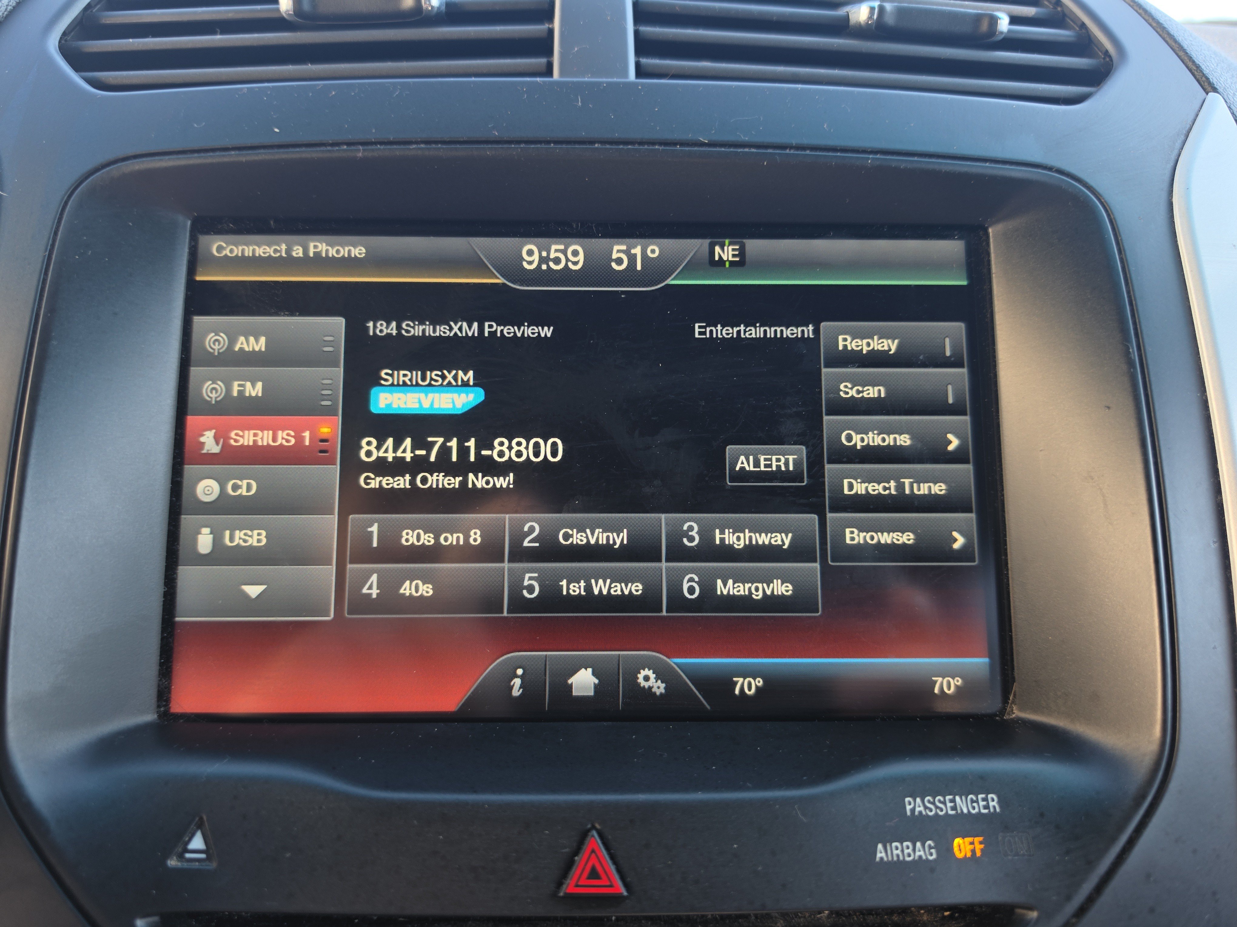 Used 2014 Ford Explorer XLT w/ Equipment Group 202A AWD/4WD image 32