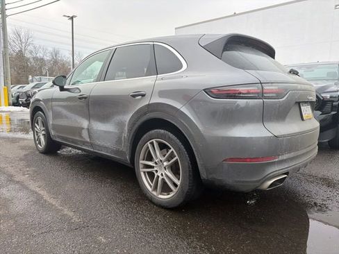 Used 2020 Porsche Cayenne image 5