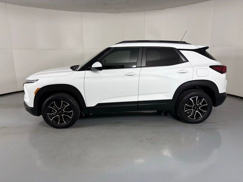 Used 2024 Chevrolet TrailBlazer ACTIV image 6