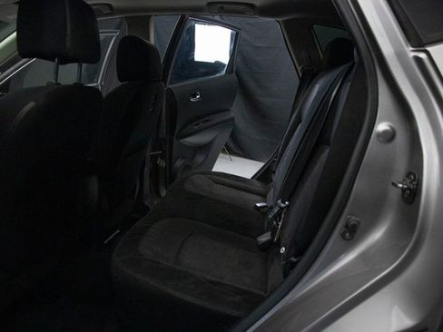 Used 2009 Nissan Rogue SL w/ Premium Pkg image 18