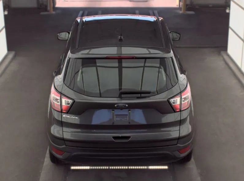 Used 2018 Ford Escape S FWD image 4