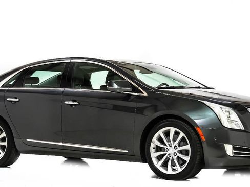 Used 2017 Cadillac XTS Luxury w/ Driver Awareness Package FWD image 1