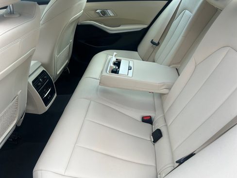 Used 2021 BMW 330i xDrive Sedan AWD/4WD image 13