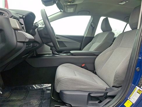 Used 2025 Toyota Camry LE image 13