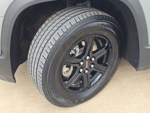 Used 2023 GMC Acadia AT4 AWD/4WD image 32