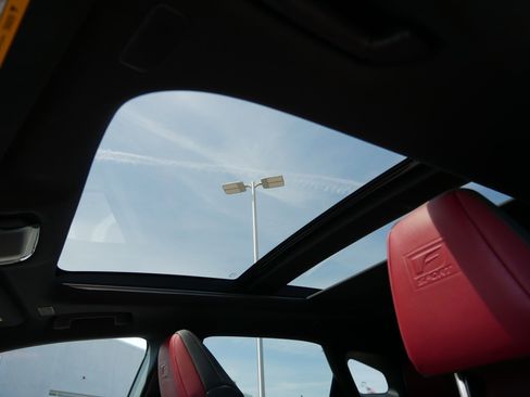 Used 2024 Lexus RX 500h F Sport w/ Convenience Package image 32