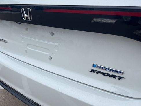 Used 2024 Honda Accord Sport image 7