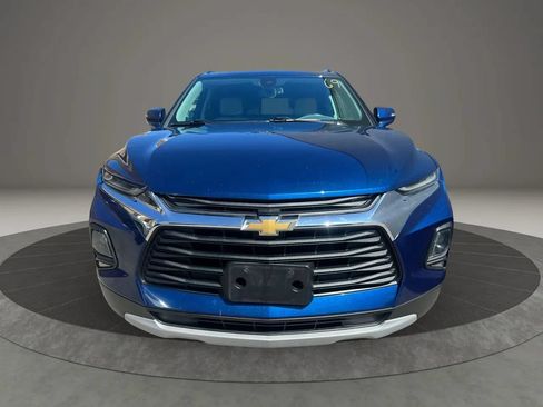 Used 2022 Chevrolet Blazer LT AWD/4WD image 2