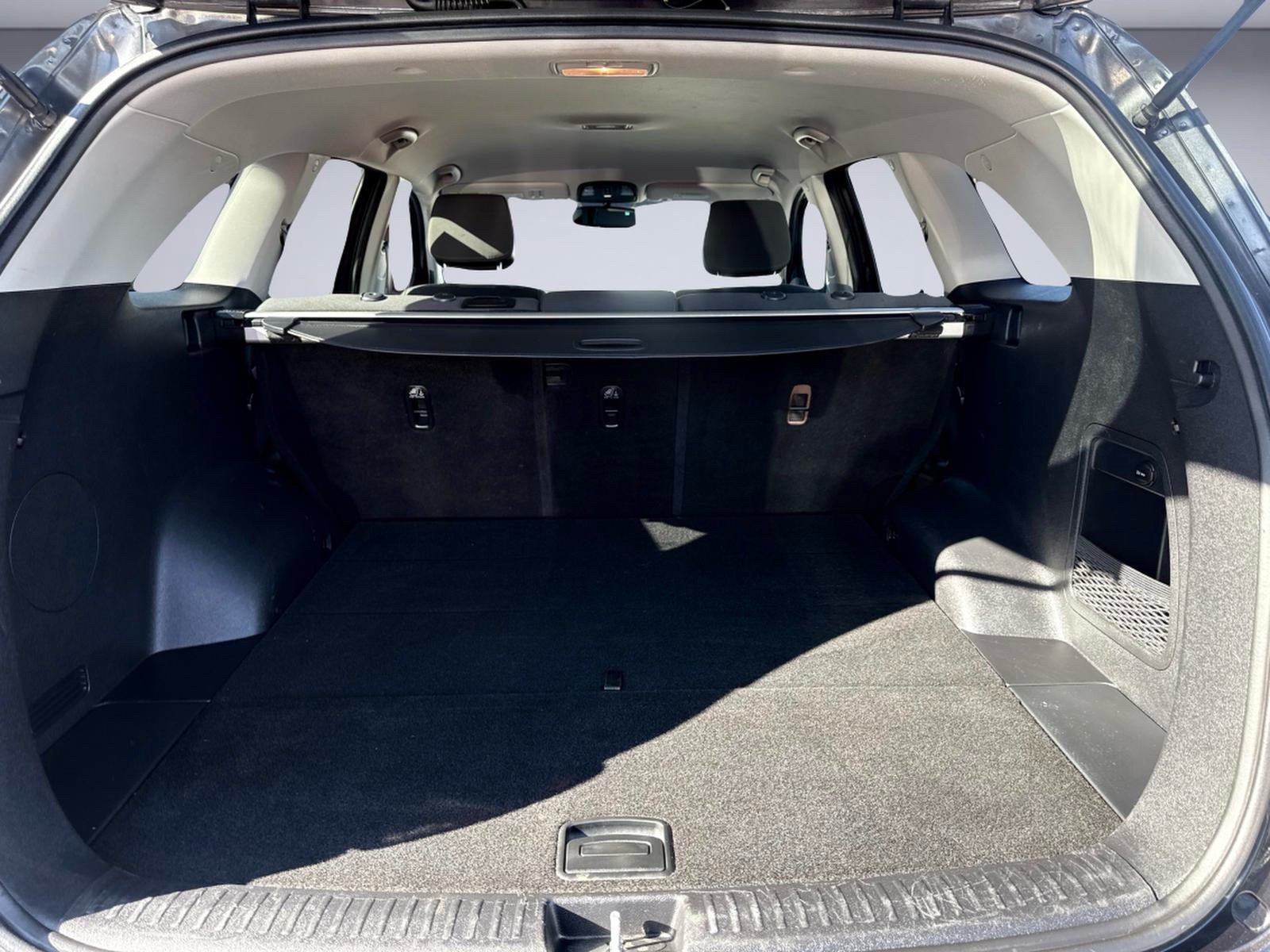 Used 2016 Kia Sorento AWD w/ LX Convenience Package image 8