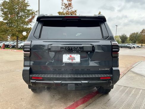 New 2025 Toyota 4Runner 4WD image 7