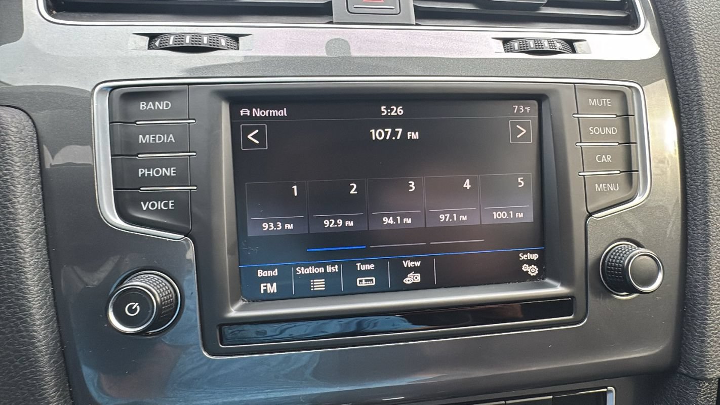 Used 2017 Volkswagen Golf Alltrack SE AWD/4WD image 23