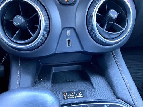 Used 2021 Chevrolet Blazer Premier w/ Driver Confidence II Package image 24