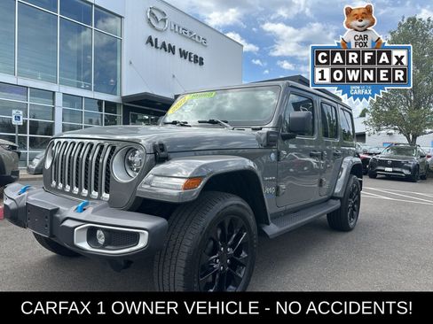 Used 2022 Jeep Wrangler Unlimited Sahara w/ Cold Weather Group AWD/4WD image 1