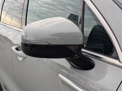 Used 2025 Kia Sorento S w/ Panoramic Sunroof Package image 12