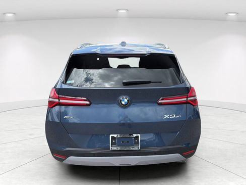 New 2026 BMW X3 xDrive30i w/ Premium Package AWD/4WD image 8