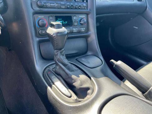 Used 1999 Chevrolet Corvette 2dr Convertible RWD w/ Memory Pkg image 10