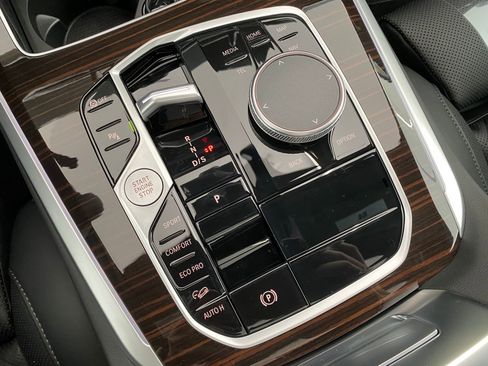 New 2026 BMW X5 xDrive40i w/ Premium Package image 21