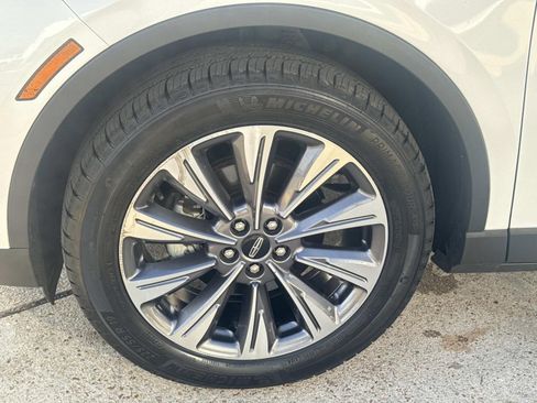 Used 2022 Lincoln Corsair Reserve w/ Elements Package image 5