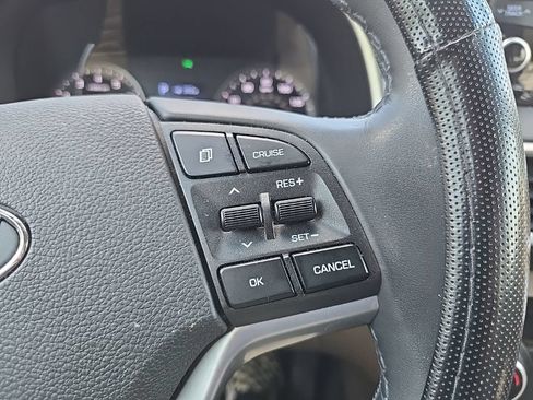 Used 2020 Hyundai Tucson Limited w/ Cargo Package AWD/4WD image 18