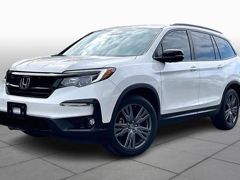 Used 2022 Honda Pilot Sport image 1