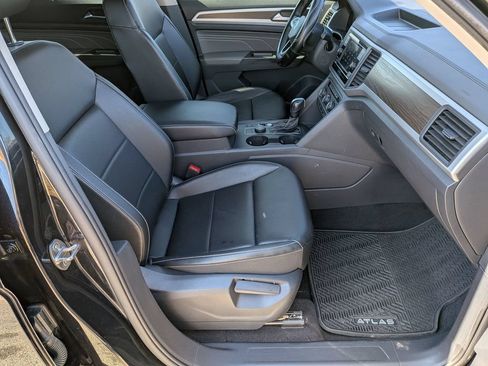 Used 2022 Volkswagen Atlas SE AWD/4WD image 31