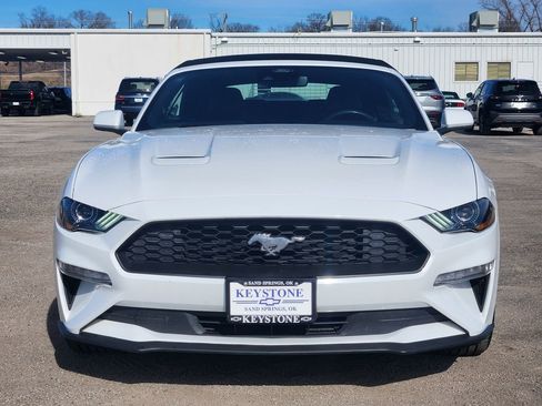 Used 2023 Ford Mustang Premium image 2