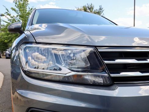 Used 2021 Volkswagen Tiguan S image 16