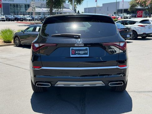 Certified 2025 Acura MDX FWD w/ Technology Package image 7