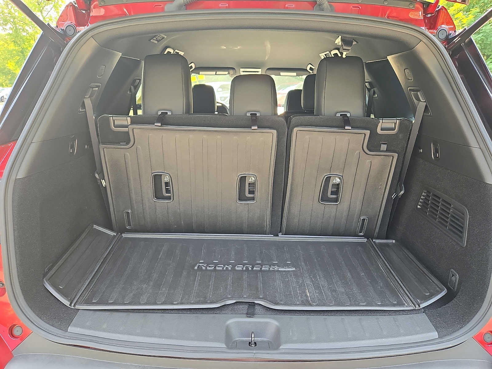 Used 2023 Nissan Pathfinder Rock Creek AWD/4WD image 31
