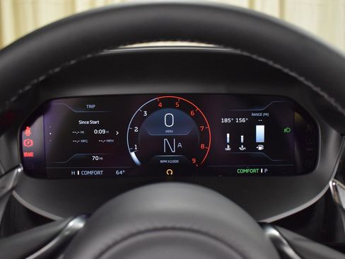 New 2026 McLaren 750S image 28