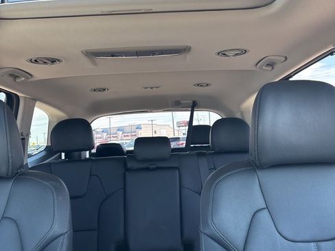Used 2024 Kia Telluride EX AWD/4WD image 23
