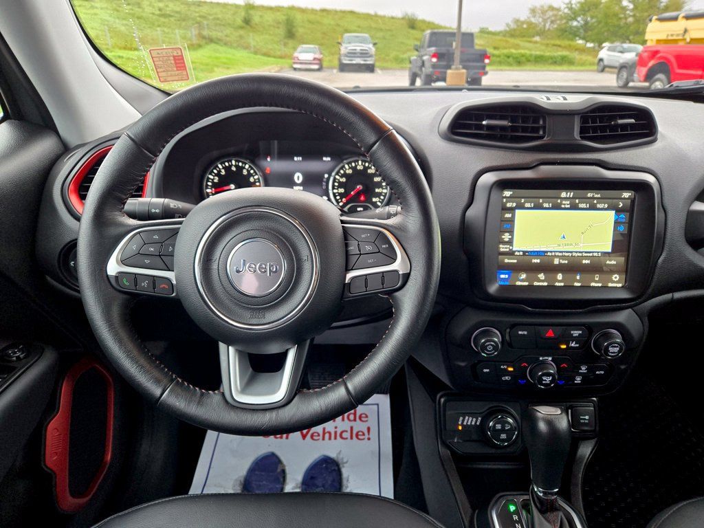 Used 2023 Jeep Renegade Trailhawk w/ Trailhawk Elite Group AWD/4WD image 19
