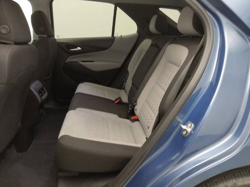 Used 2024 Chevrolet Equinox LT w/ Driver Convenience Package FWD image 18