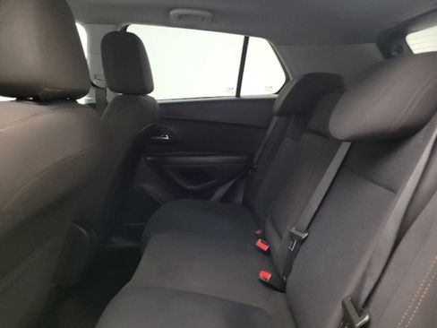 Used 2020 Chevrolet Trax LS w/ Tint and Cruise Package FWD image 18