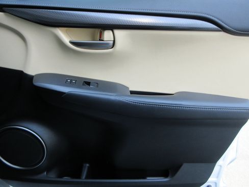 Used 2015 Lexus NX 200t AWD w/ Premium Package image 23