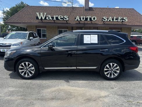 Used 2018 Subaru Outback 3.6R Touring AWD/4WD image 1