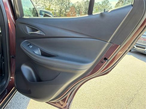 Used 2023 Buick Encore GX Preferred w/ Cold Weather Comfort Package image 16
