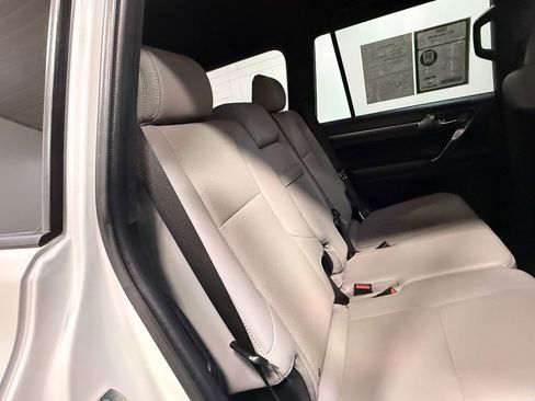 Used 2023 Lexus GX 460 image 64
