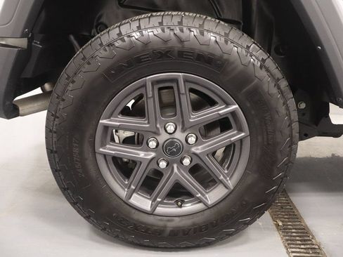 Certified 2024 Jeep Wrangler Unlimited Sport AWD/4WD image 27